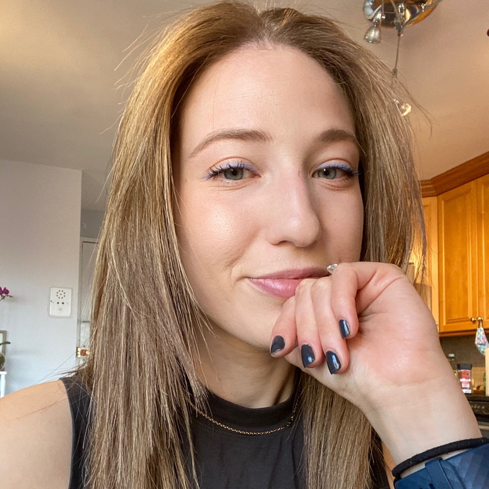 Meet your Posher, Esther